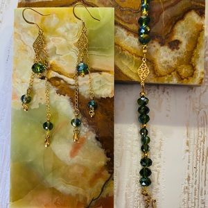 Emerald Green & Gold Earring and Bracelet Set